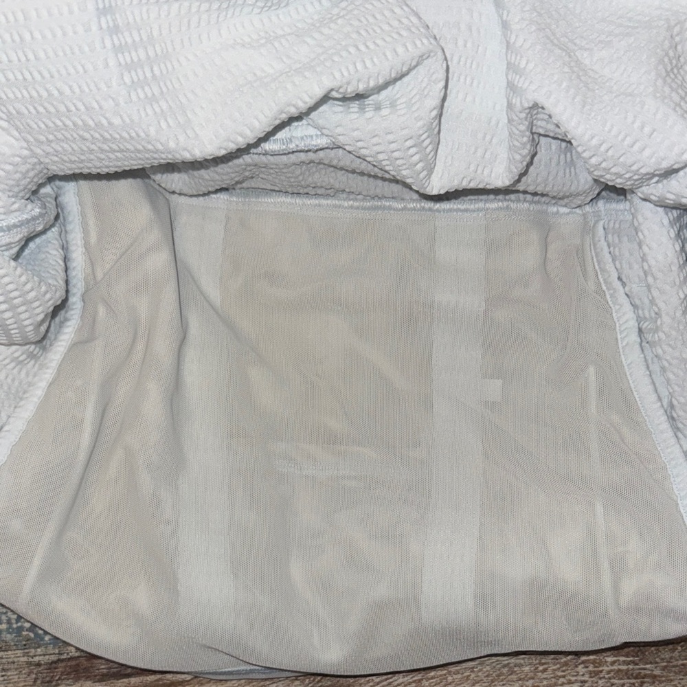 Lululemon Pack Light Pullover (Women’s Size 8) - image 4